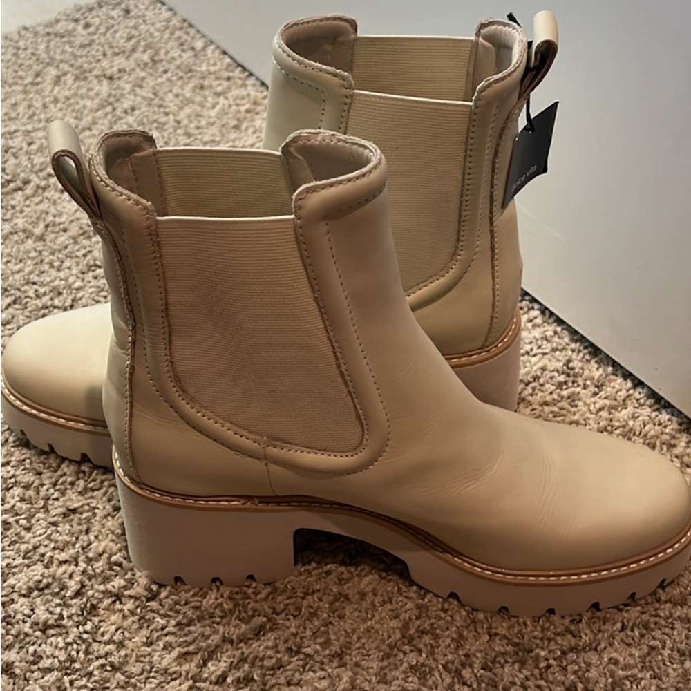 Dolce Vita white / crime boots size 9.5 new with tags never worn!